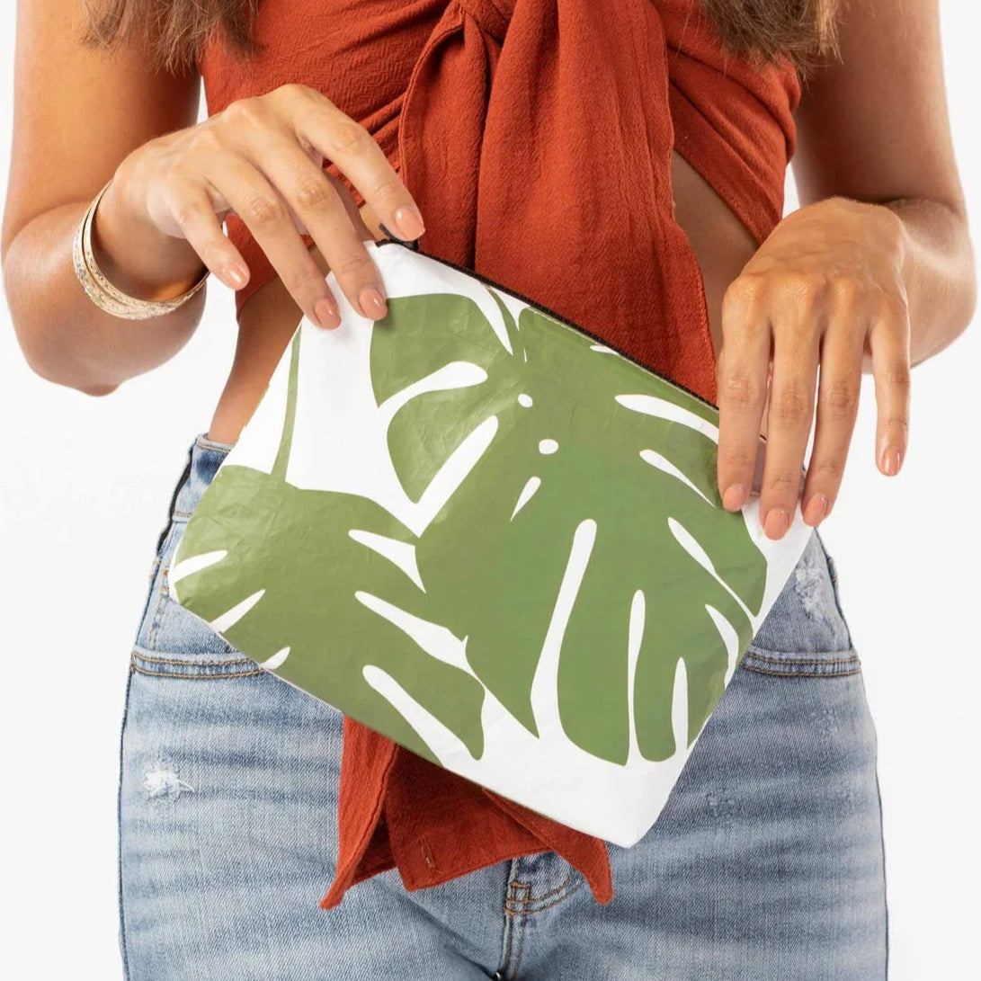 Small Pouch - Monstera - Seaweed