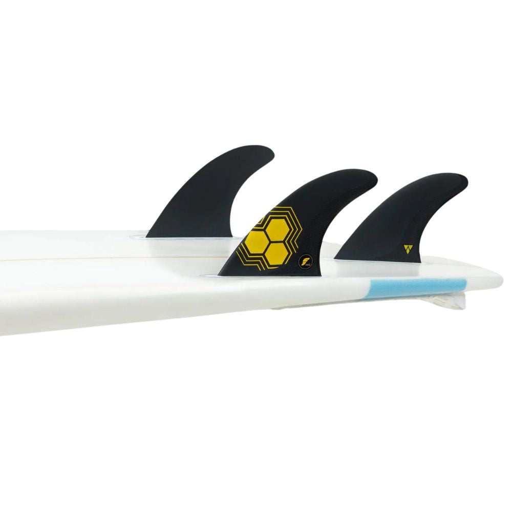 Futures AM2 Alpha Thruster Fins (Single Tab) - Carbon/Yellow