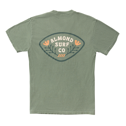 Almond Poppy Badge Tee | Moss Green