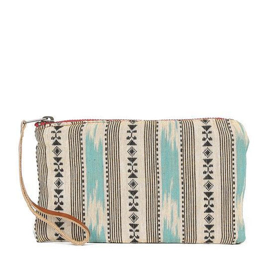 Nyri Clara Clutch