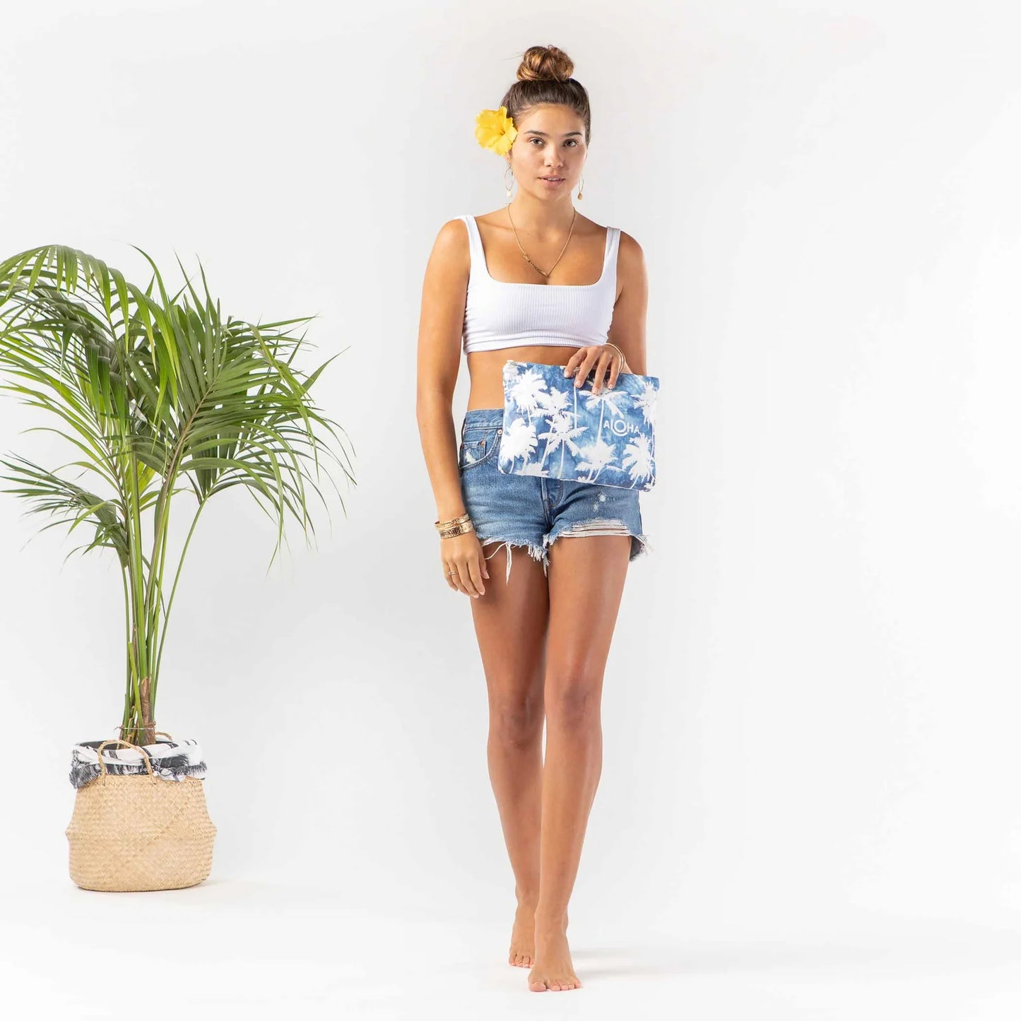Mid Pouch - Coco Palms - Indigo