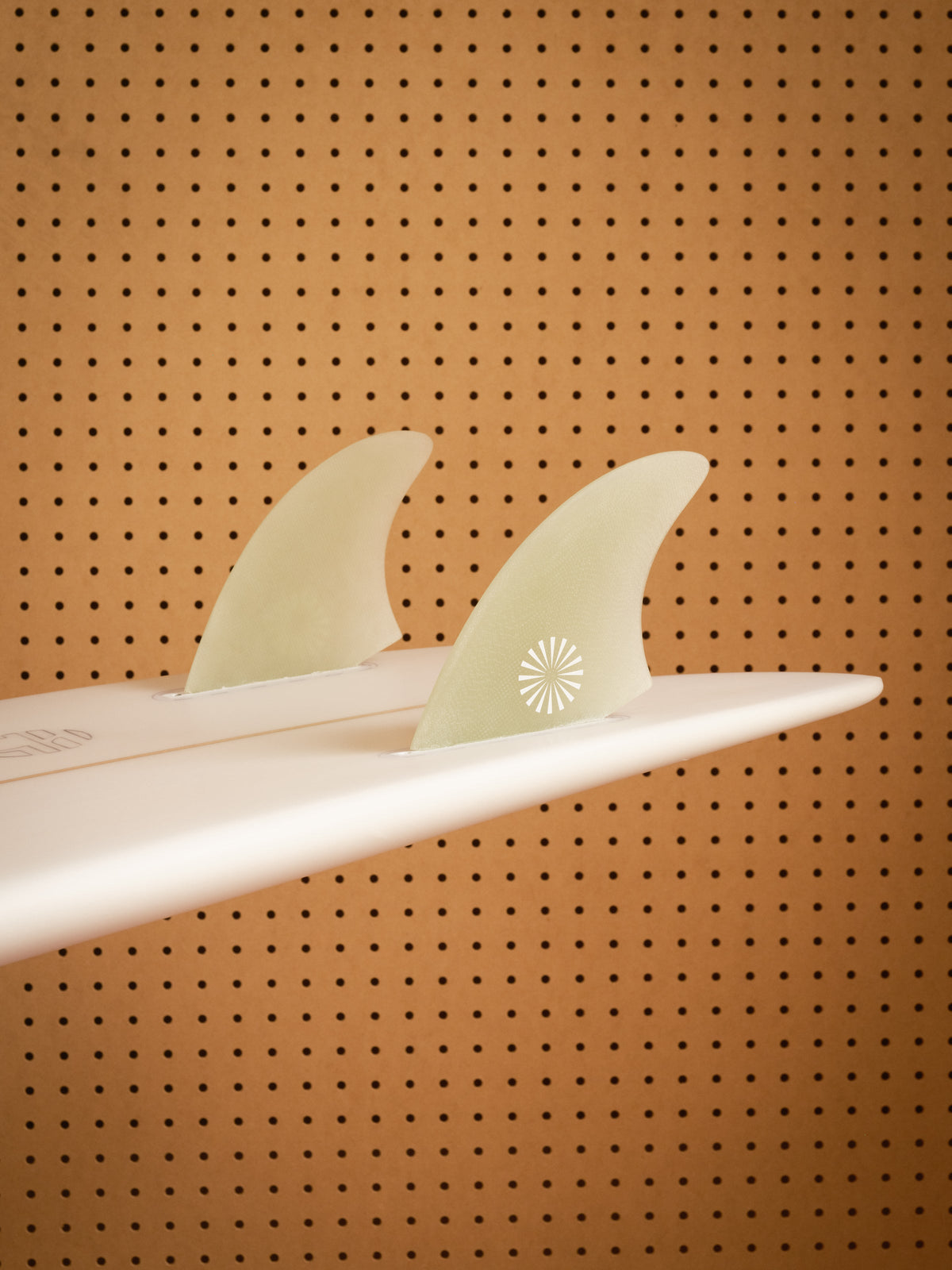 Radio Keel Fin Set by Mollusk - Futures Compatible Twin Keel Fins | Apex Keel