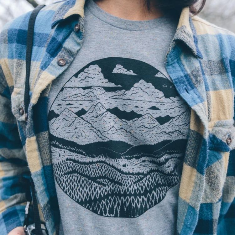 Gray Mountain Range Tee - Size M