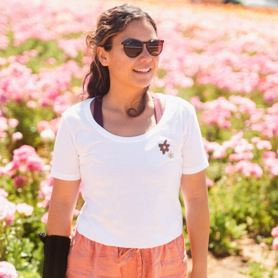 Women's Organic Scoop Neck - Surfer Tee