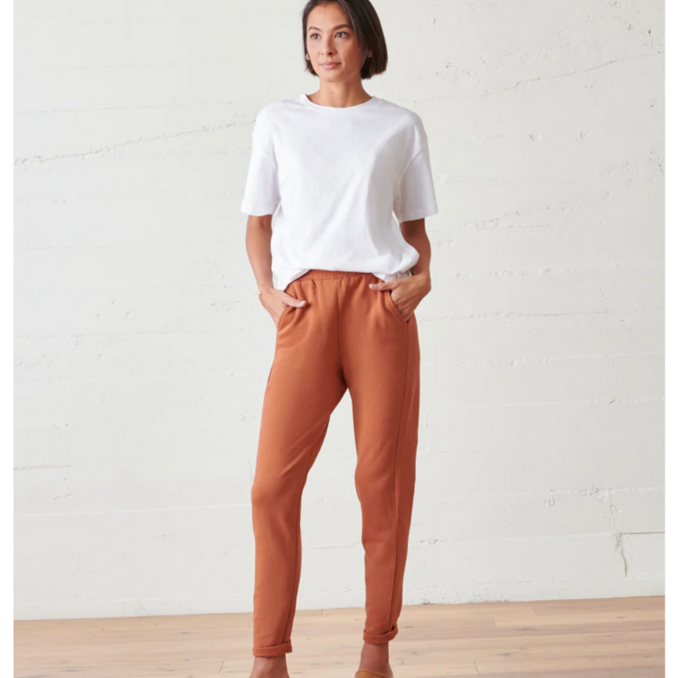 Out + About Pant in Dark Tan